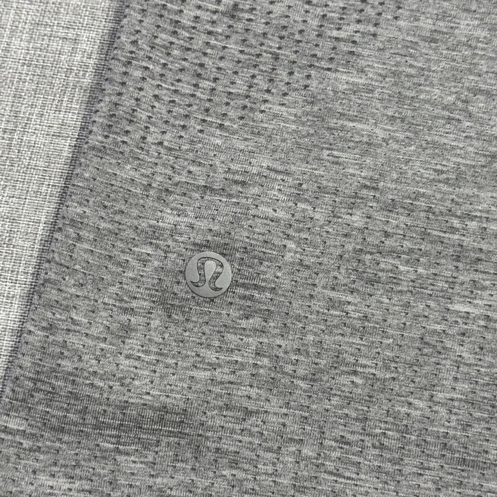 Lululemon Metal Vent Tech T-Shirt Mens Large Gray Training Short Sleeve Crewneck - Picture 4 of 10